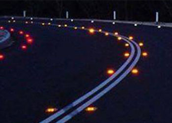 Application of the LED solar road studs